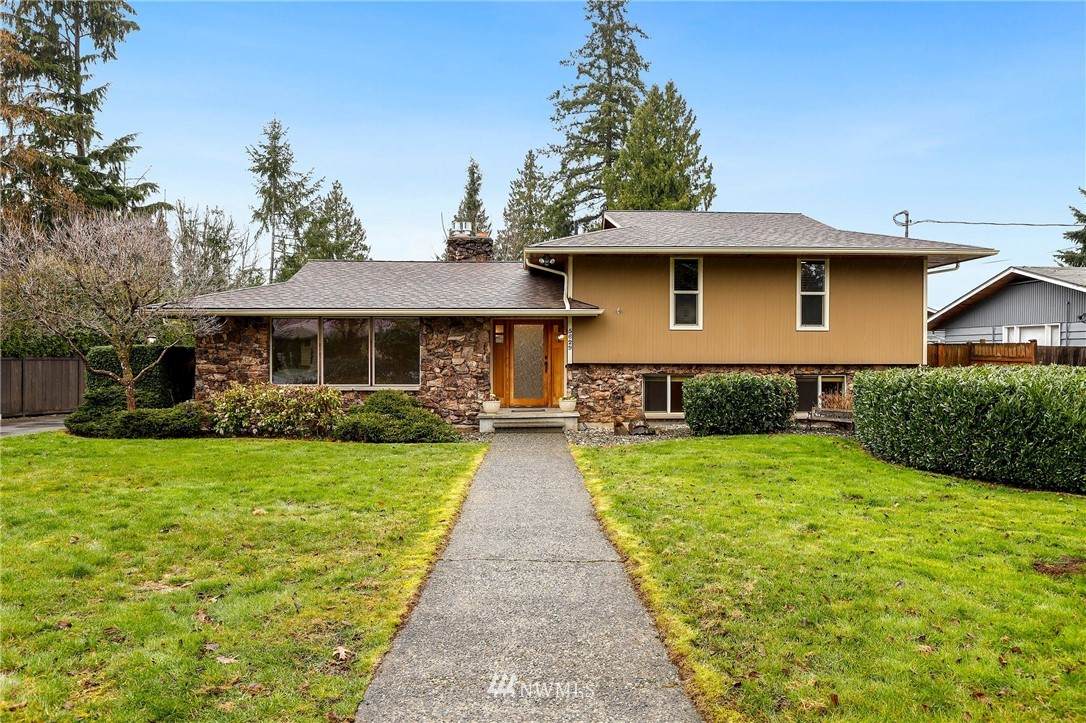 5629 80th Street - Photo 1