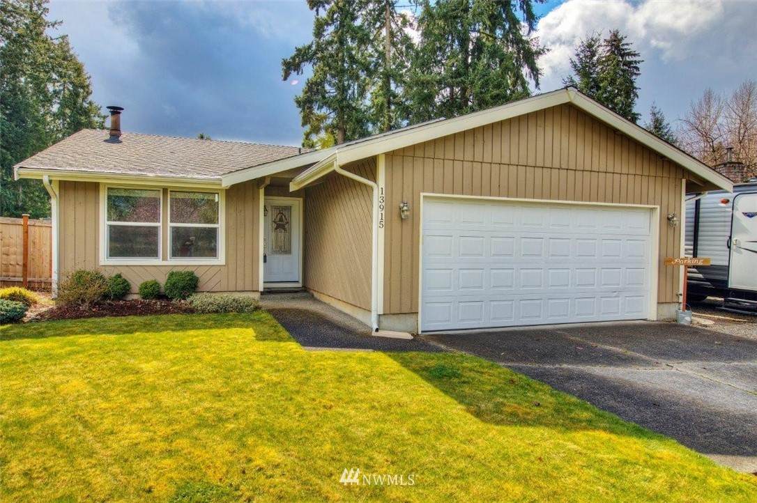 13915 125th Avenue - Photo 1