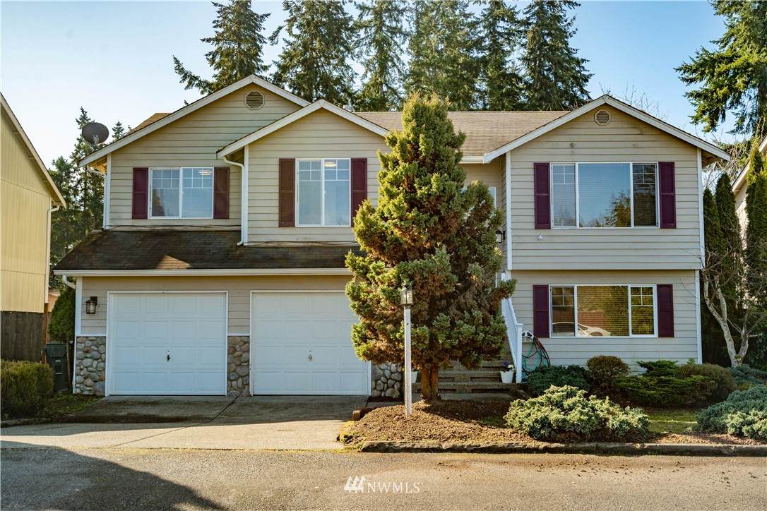7716 189th Street Ct - Photo 1
