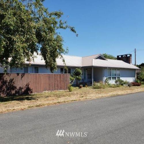 400 Cedar Street - Photo 1