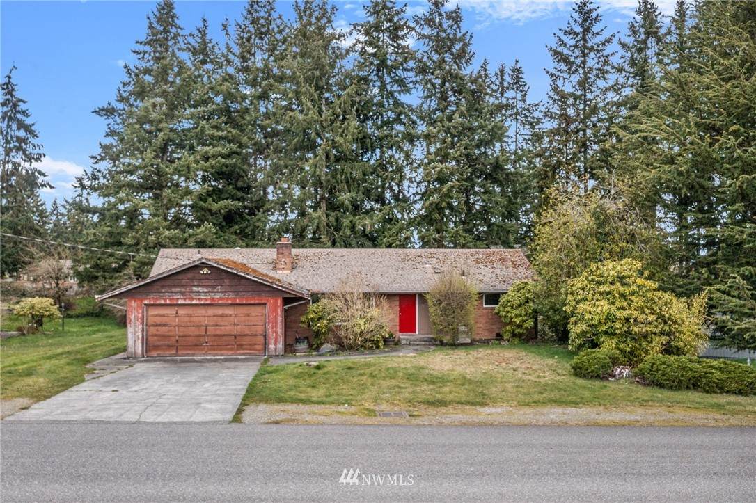 3007 90th Street - Photo 1