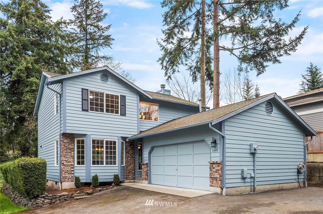 2042 9th Street - Photo 1