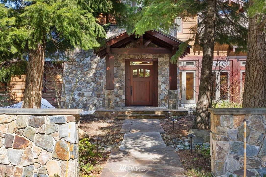141 Blue Flame Lane - Photo 1