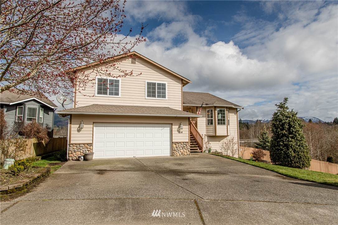 814 Granite Avenue - Photo 1
