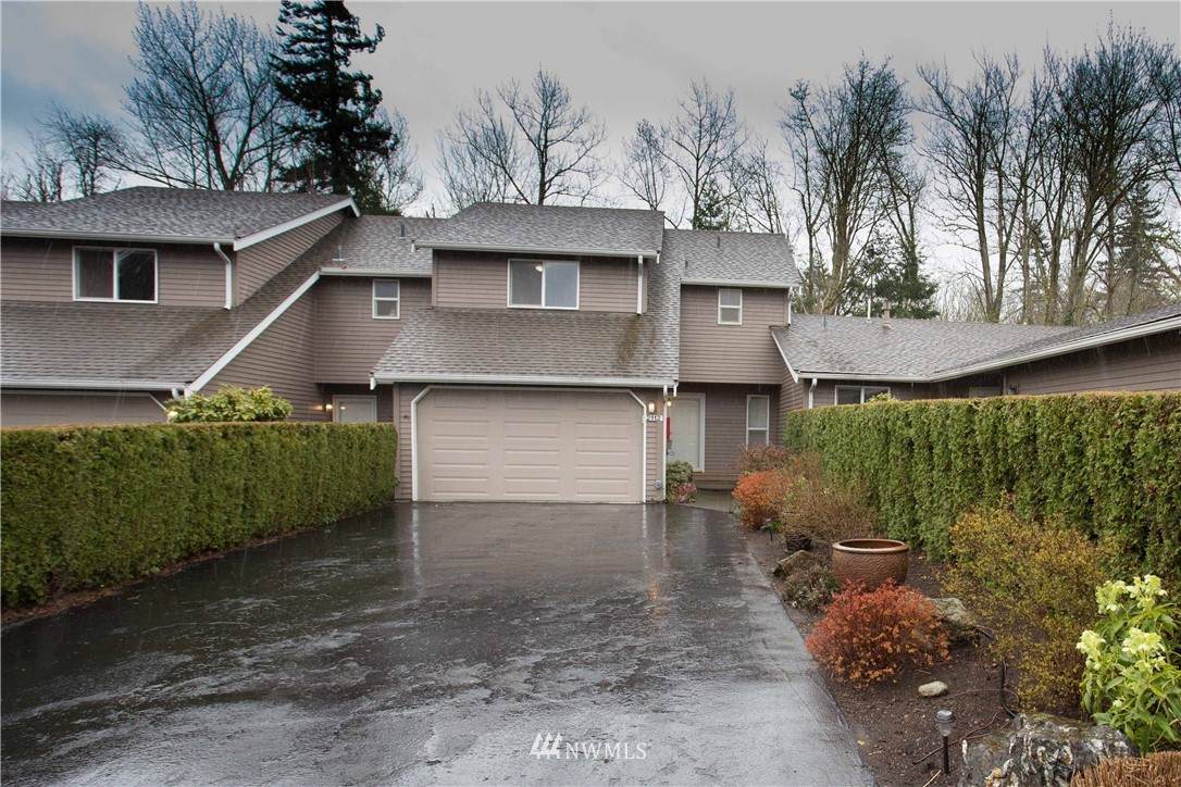 2112 Birch Circle - Photo 1