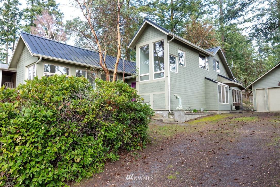 530 Tucker Avenue - Photo 1