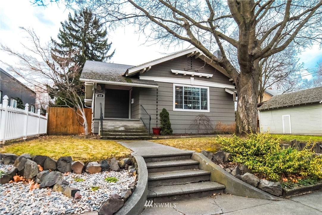 212 Madison Street - Photo 1
