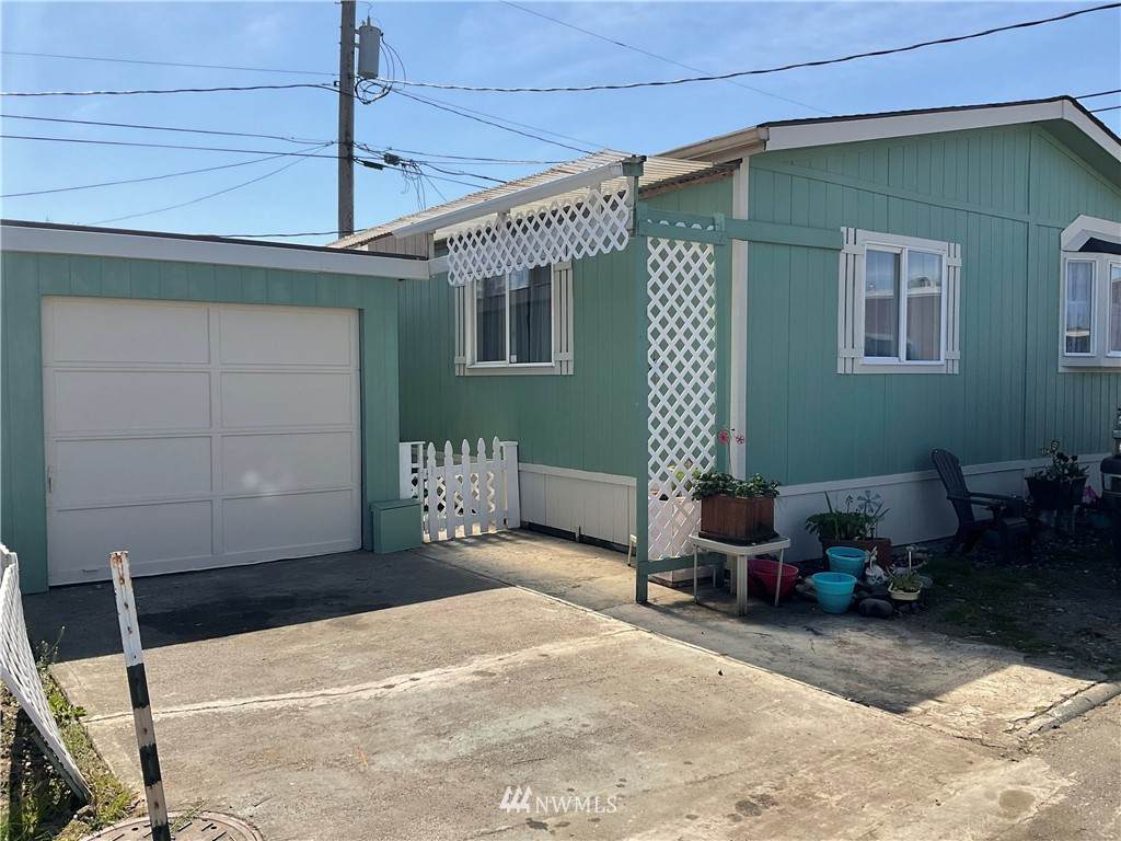 2522 Old Highway 99 Road - Photo 1