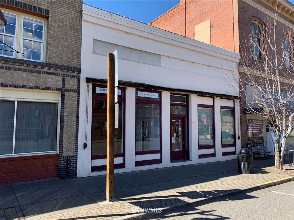 206 Main Street - Photo 1