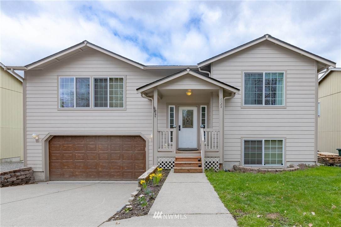 1124 Bowen Way - Photo 1