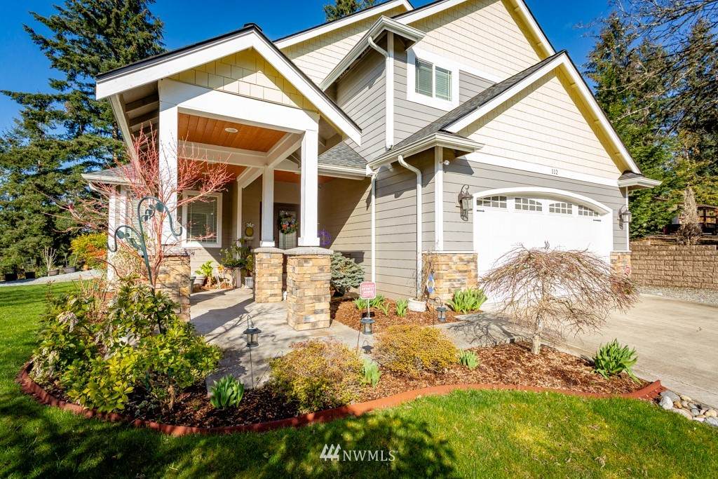 112 Holly Court - Photo 1
