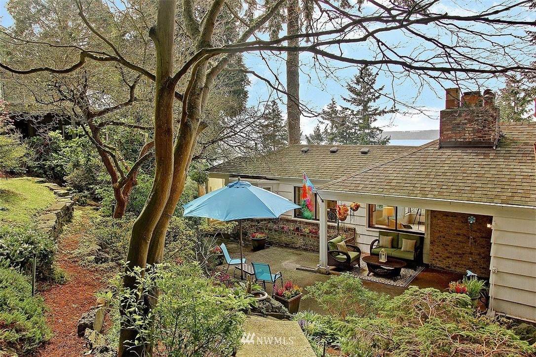 15725 25th Avenue - Photo 1