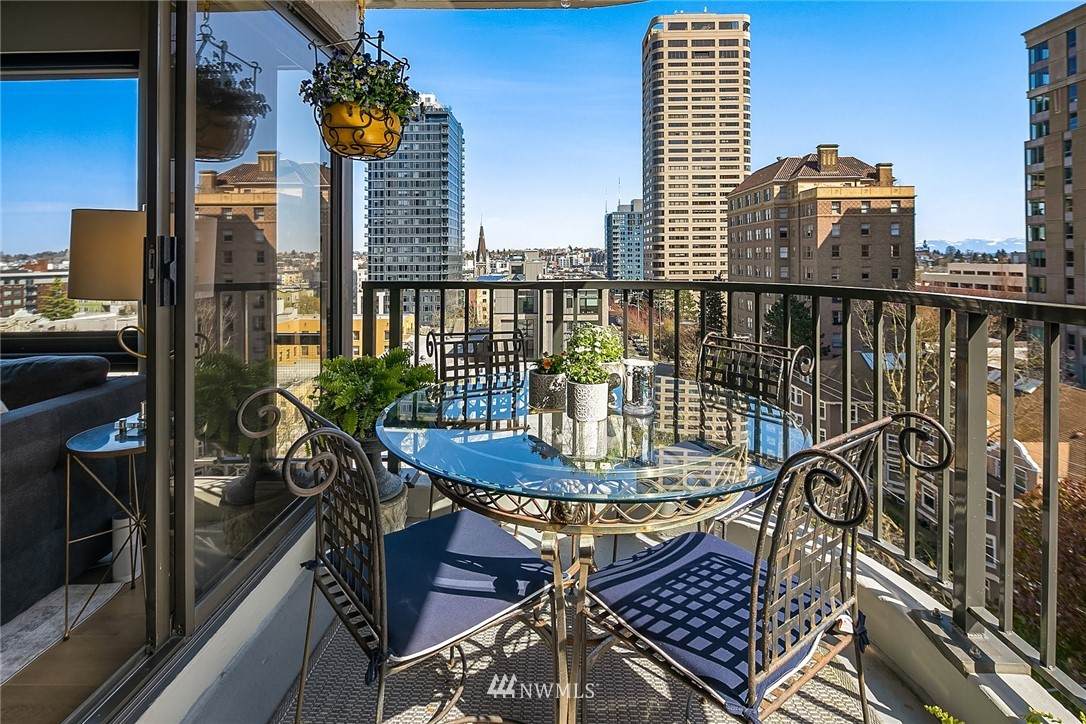 1120 Spring Street - Photo 1
