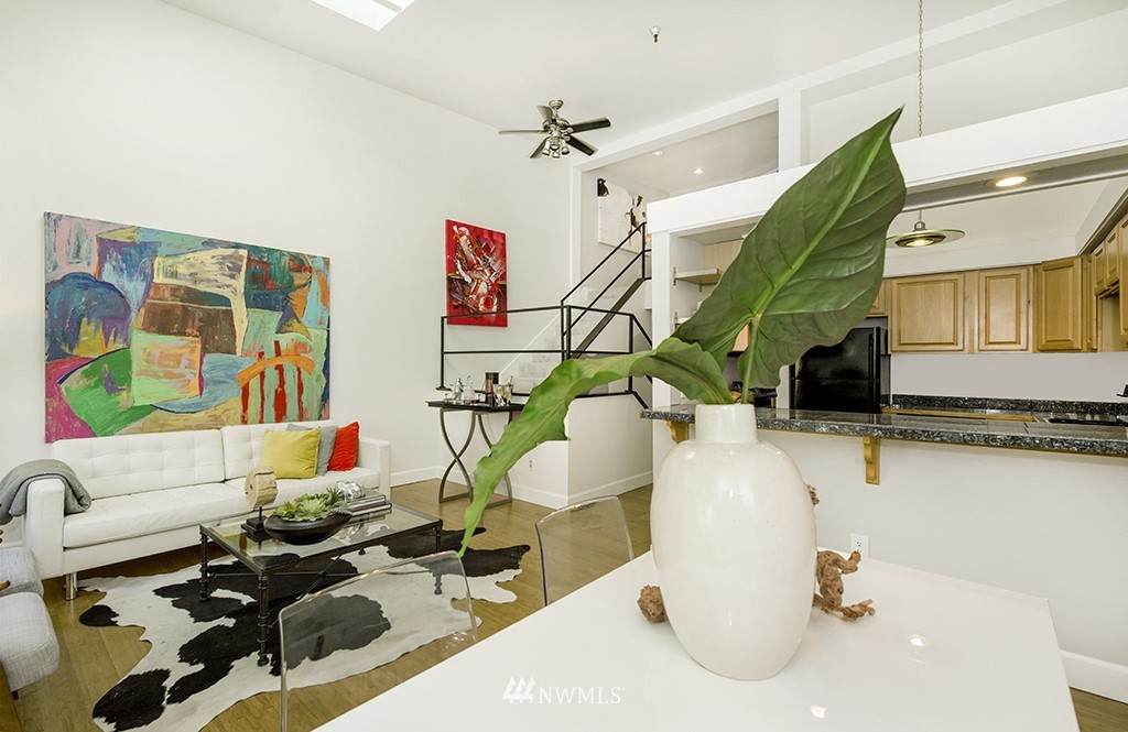 1406 Harvard Avenue - Photo 1