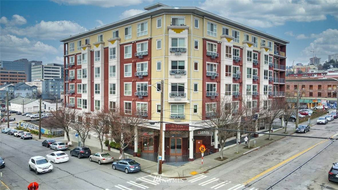 668 Lane Street - Photo 1