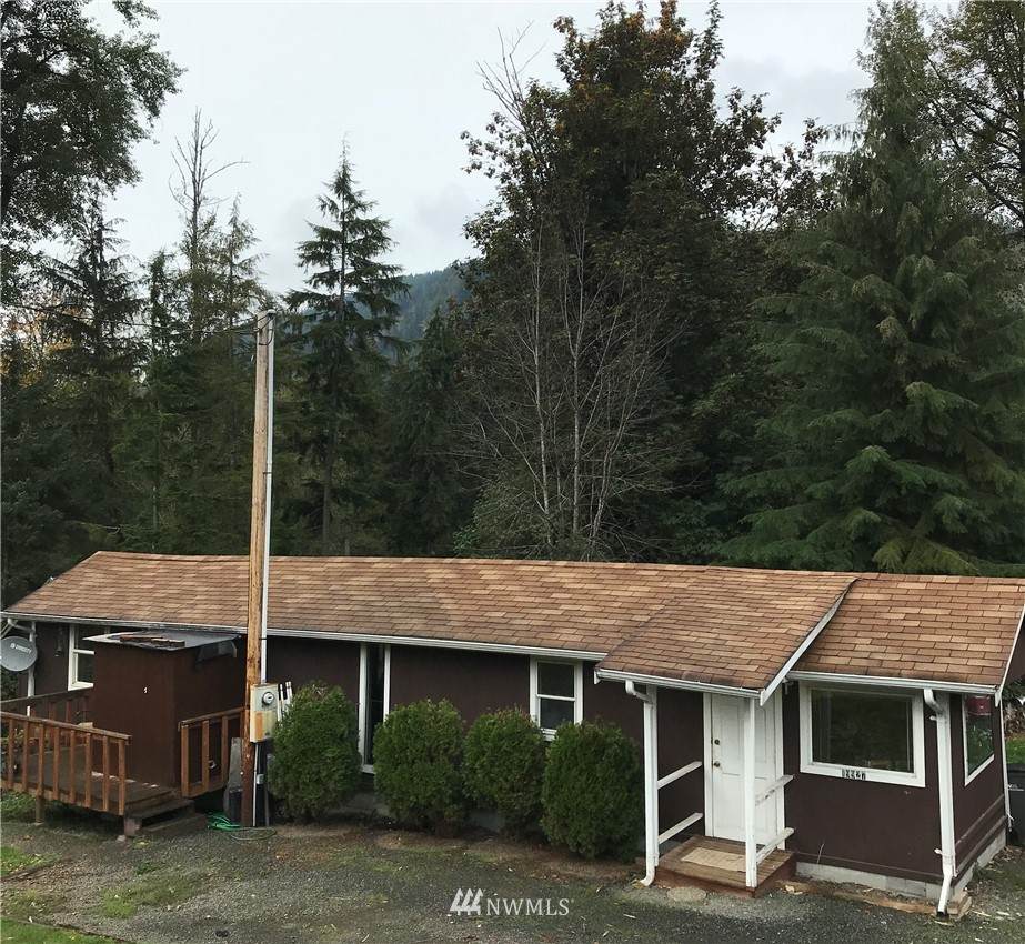 19927 Green Road - Photo 1