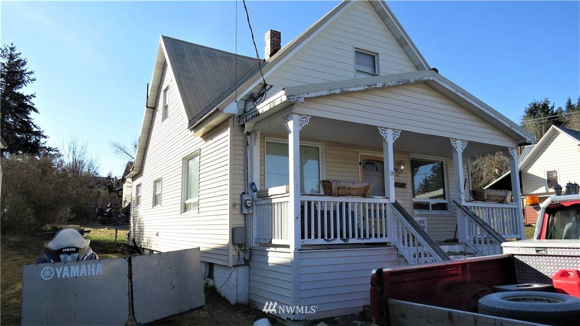 104 Montana Avenue - Photo 1