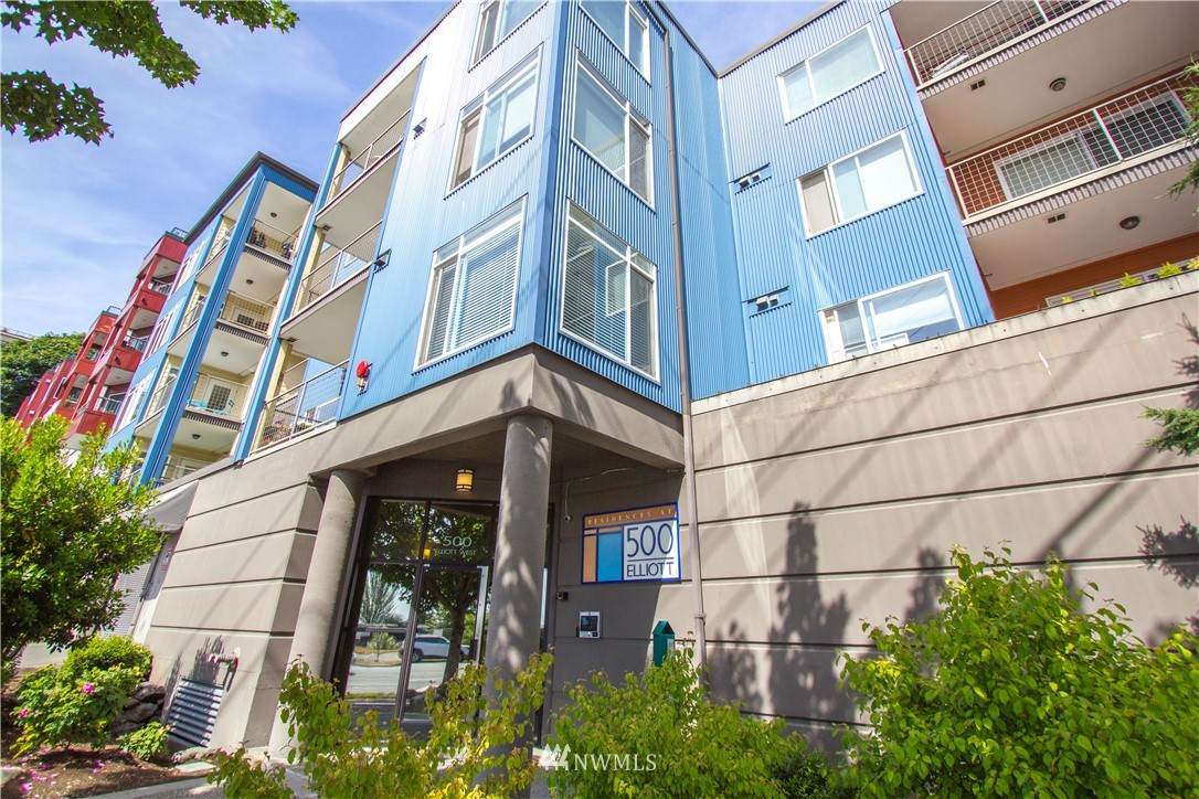 500 Elliott Avenue - Photo 1