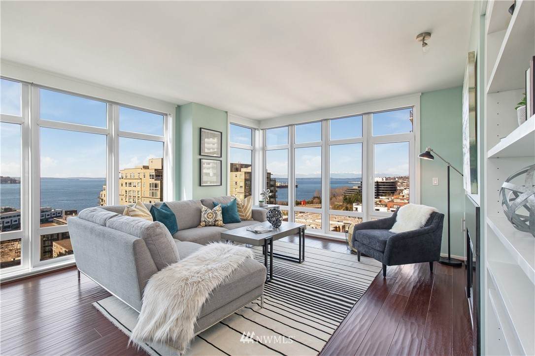 2721 1st Avenue - Photo 1