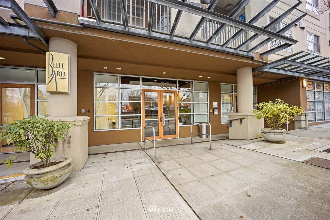 111 108th Avenue - Photo 1
