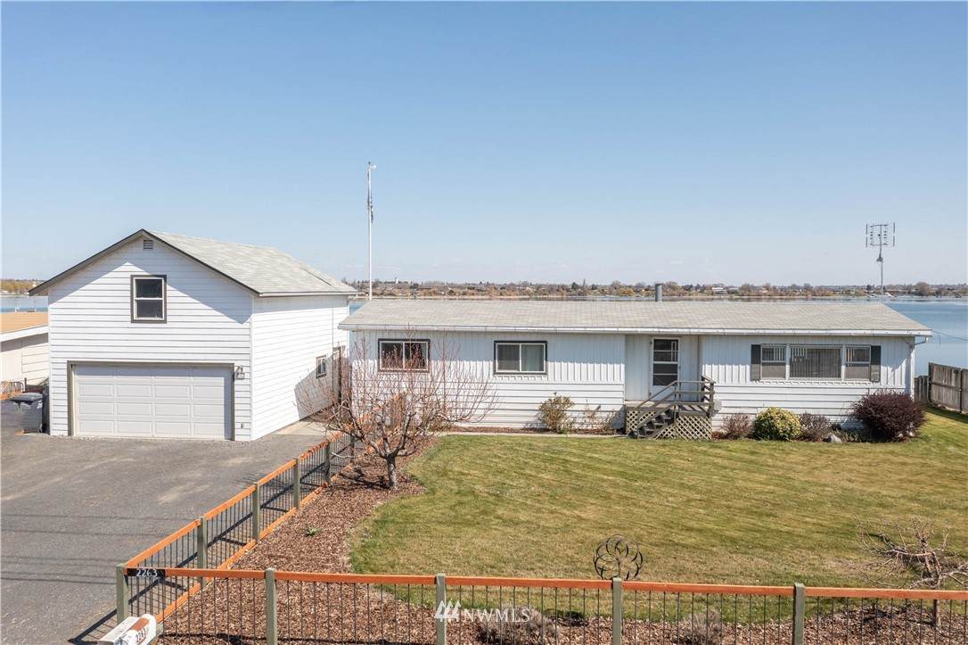 2263 Westshore Drive - Photo 1