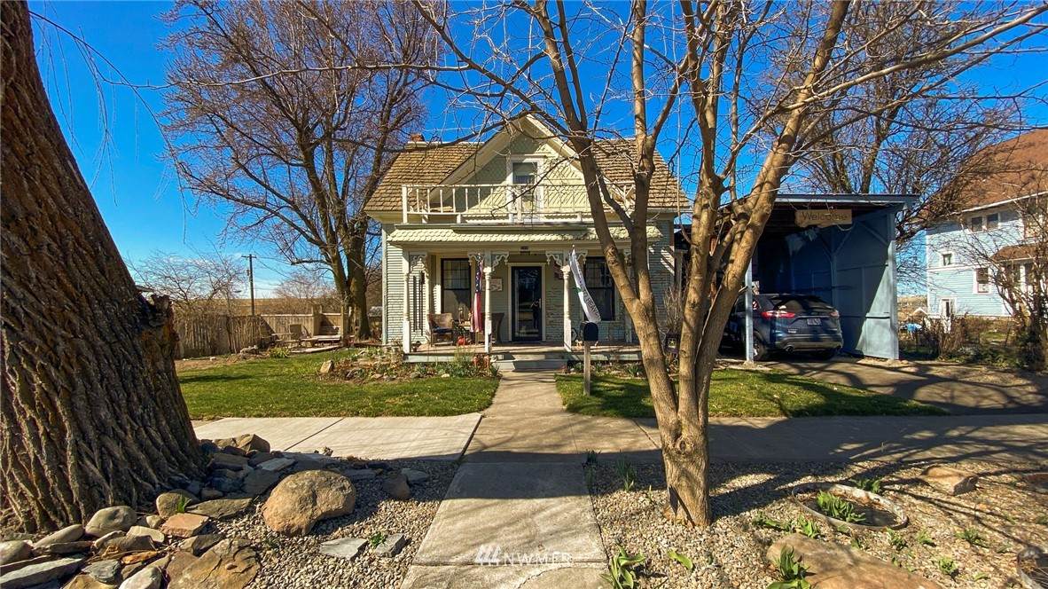 506 Broadway Avenue - Photo 1