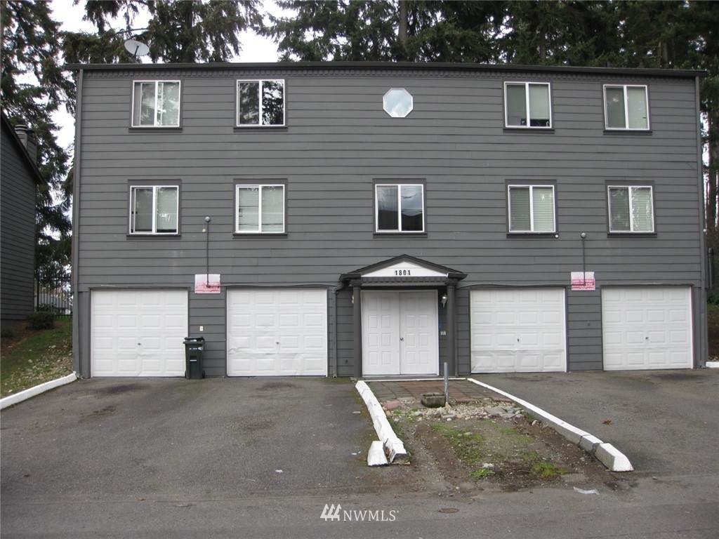 1801 Woodland Glen Drive - Photo 1