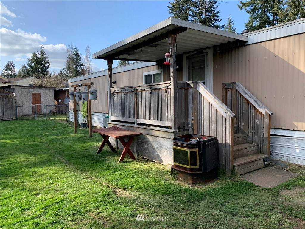 19816 67th Avenue - Photo 1