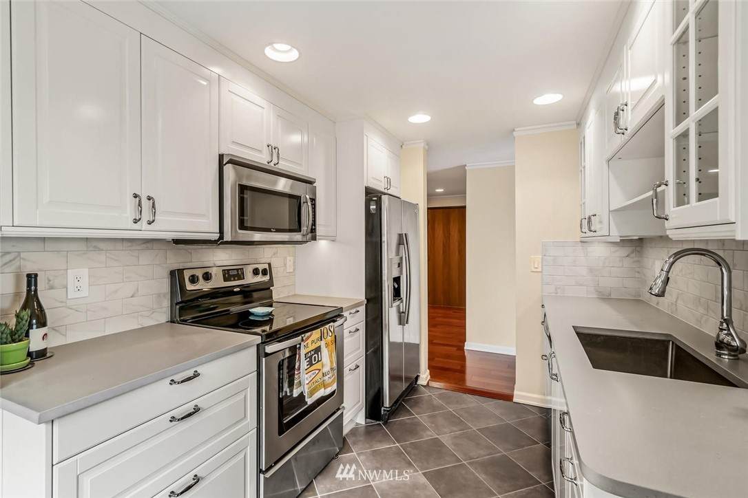 505 Roy Street - Photo 1