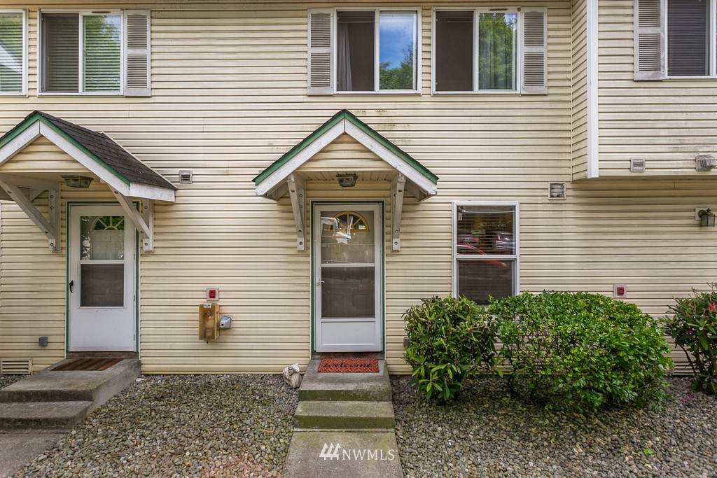 833 Sunset Boulevard - Photo 1