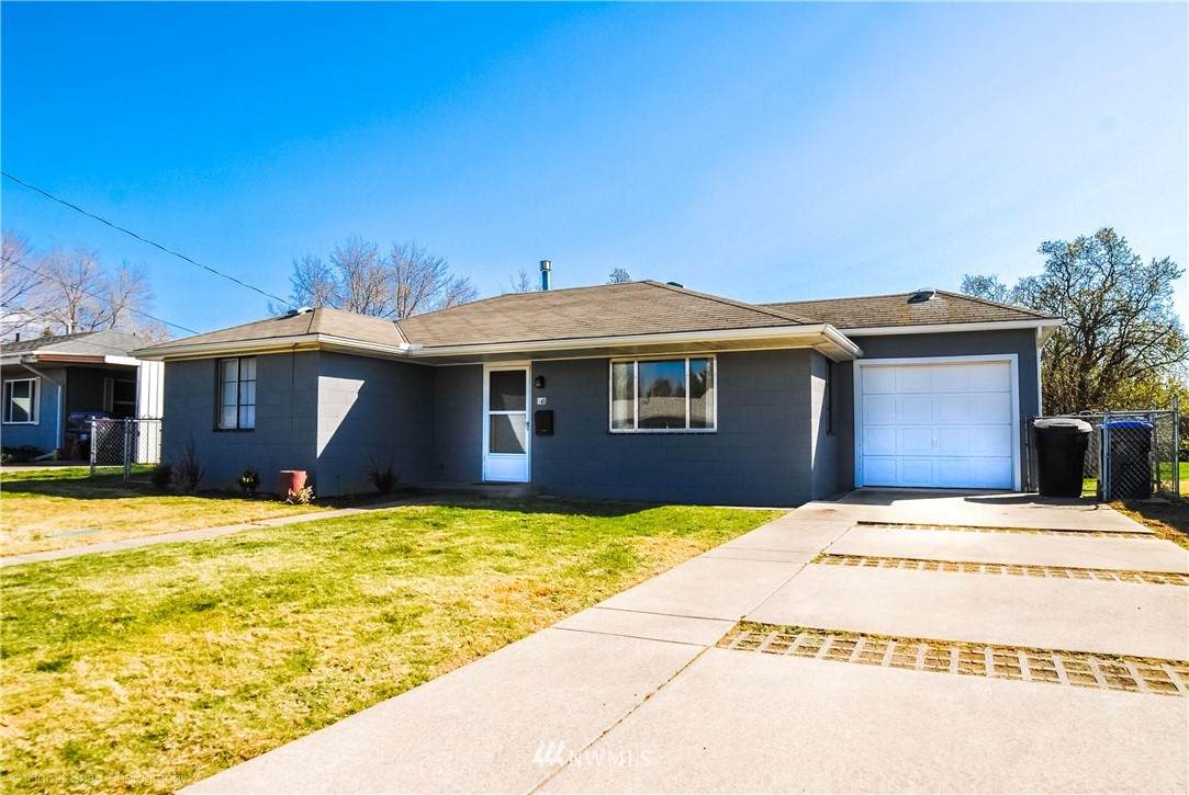 145 Winnebago Street - Photo 1