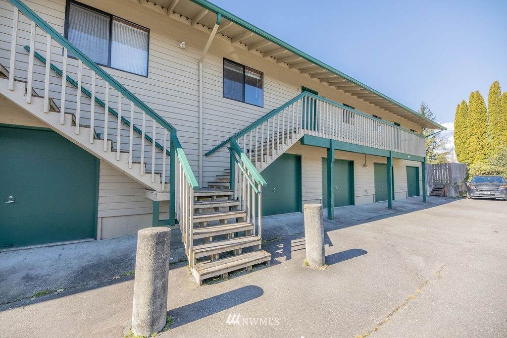 311 Date Avenue - Photo 1