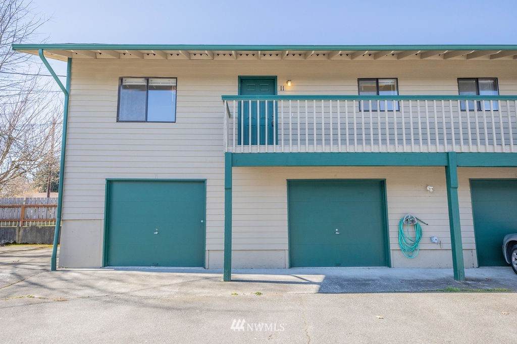 311 Date Avenue - Photo 1