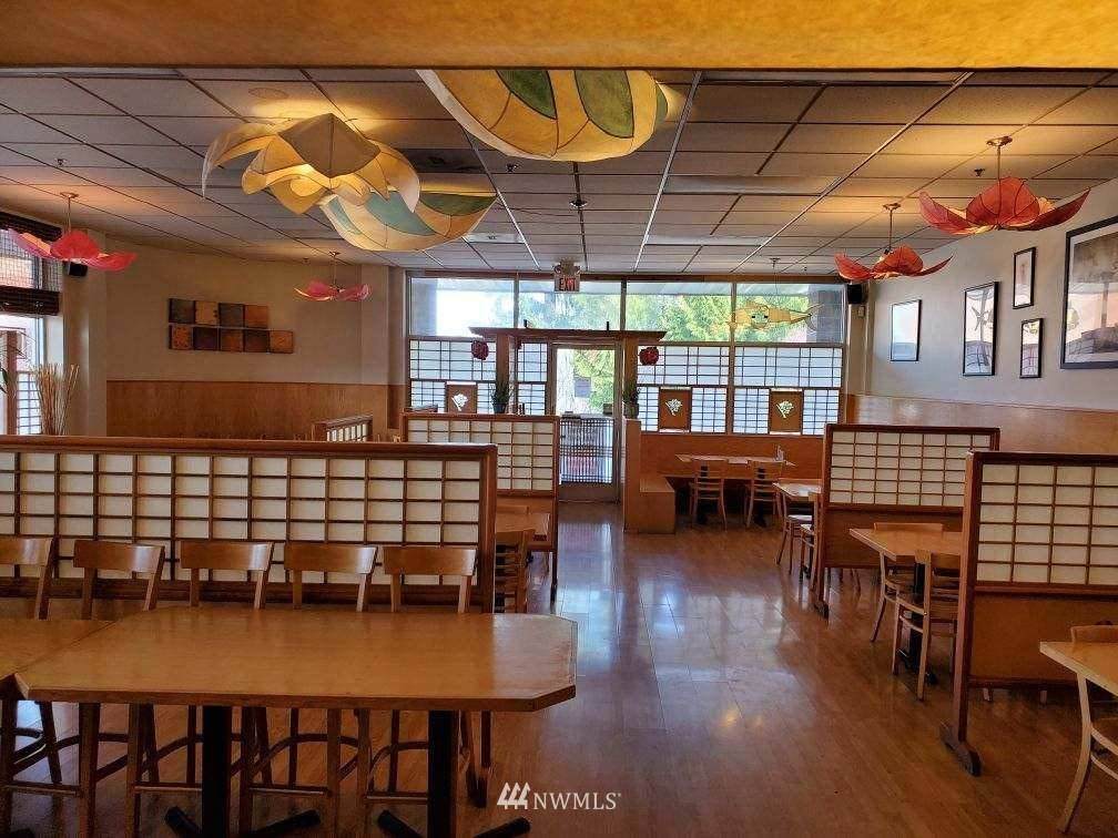 500 Everett Mall Way - Photo 1