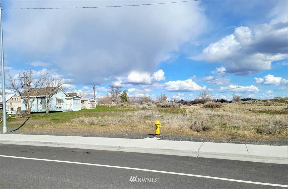 22 2nd Avenue - Photo 1