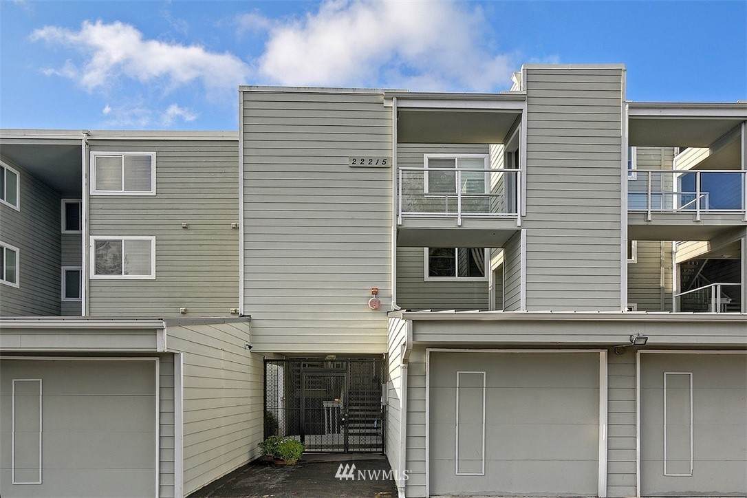 22215 6th Avenue - Photo 1