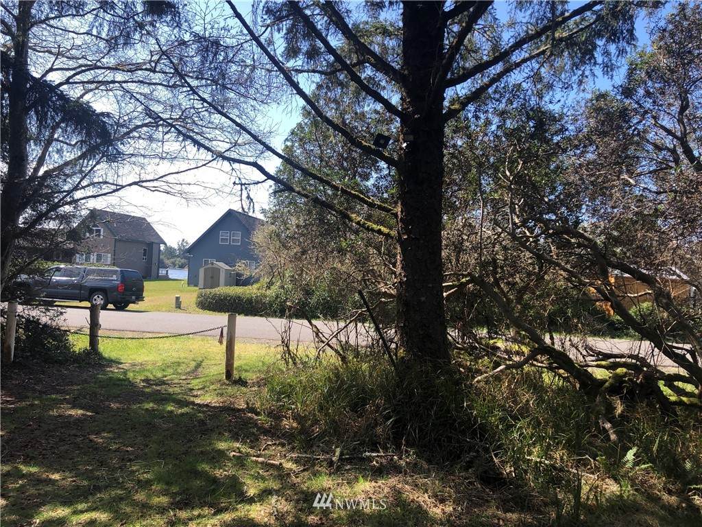 798 Wawona Avenue - Photo 1