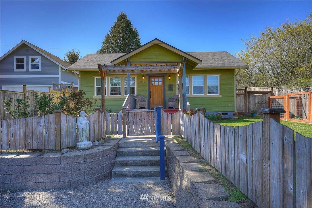 4926 Whitman - Photo 1