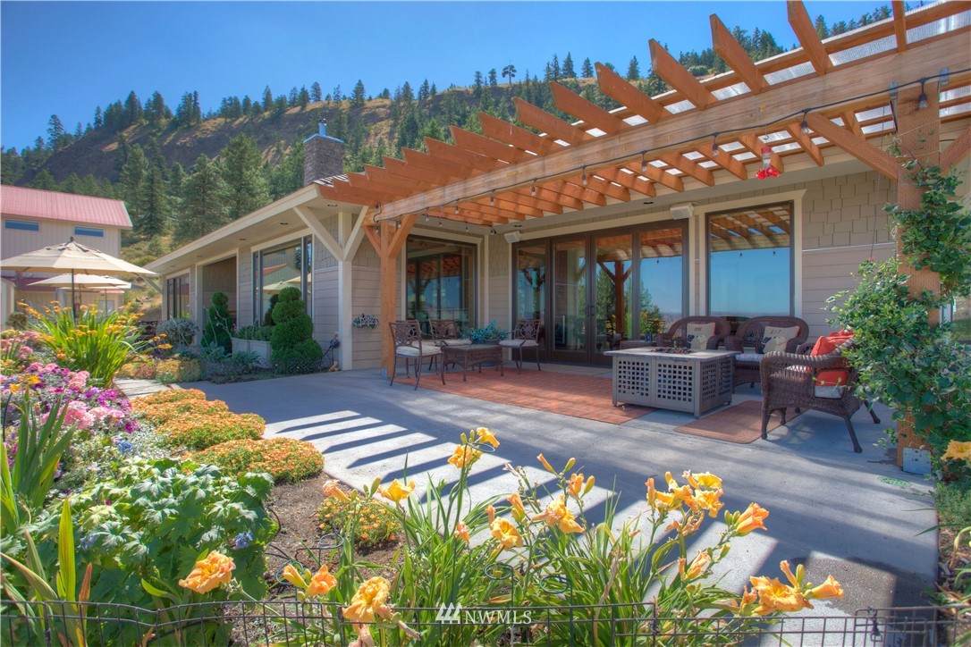 5574 Big Springs Ranch Road - Photo 1