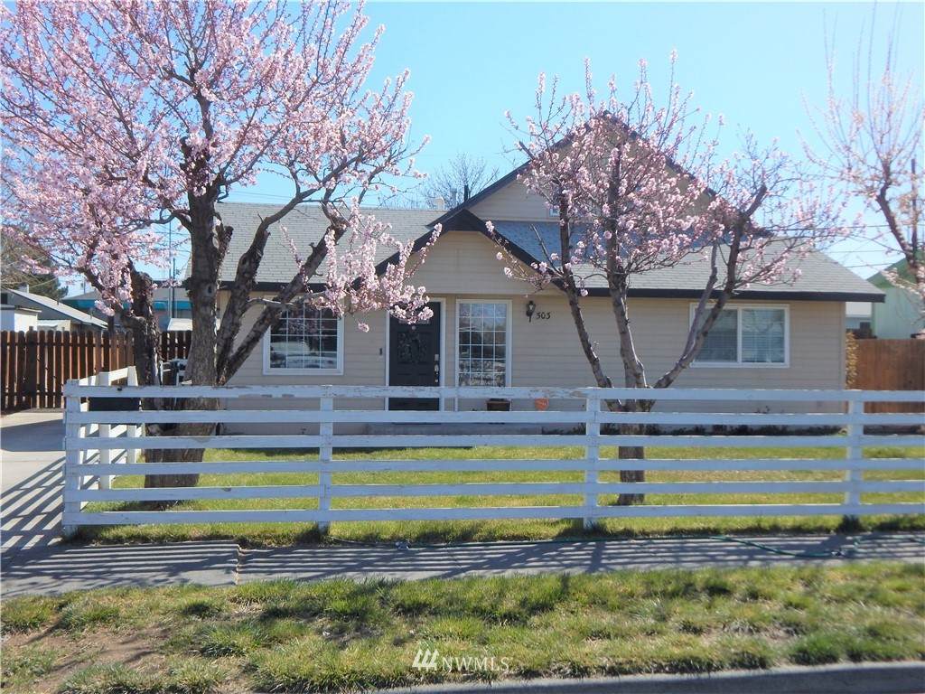 503 Grand Drive - Photo 1