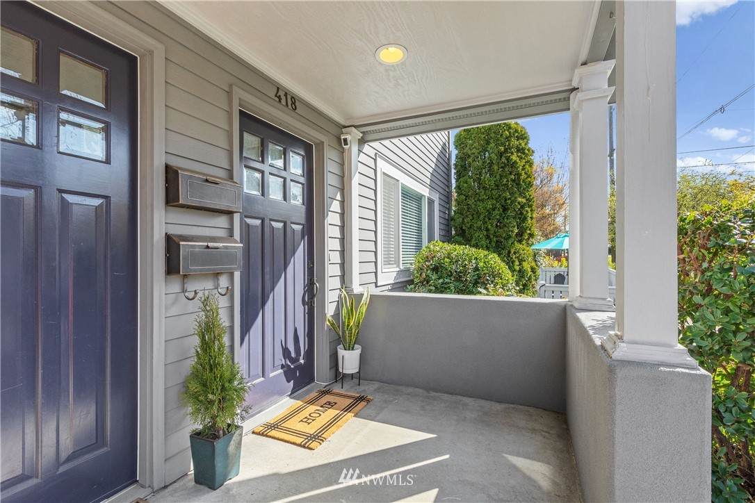 418 Crockett Street - Photo 1