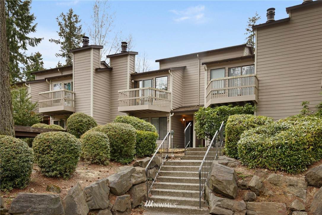 1555 Union Avenue - Photo 1