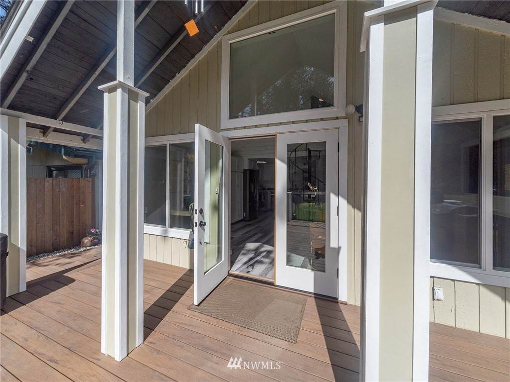 23229 Lower Dorre Don Way - Photo 1