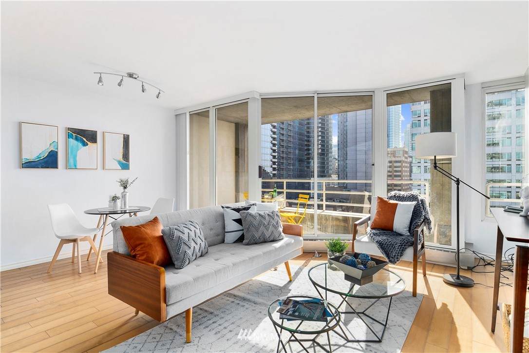 2125 1st Avenue - Photo 1