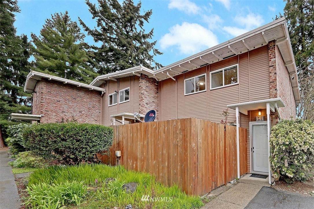 5733 122nd Avenue - Photo 1