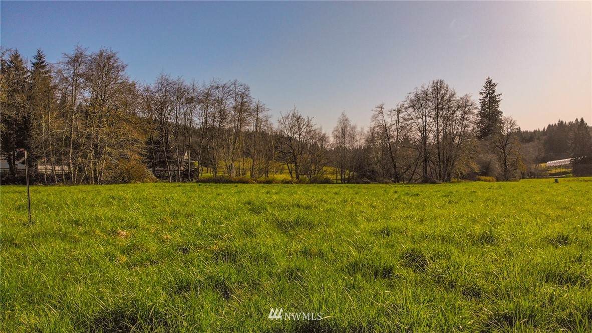 980 Abernathy - Photo 1