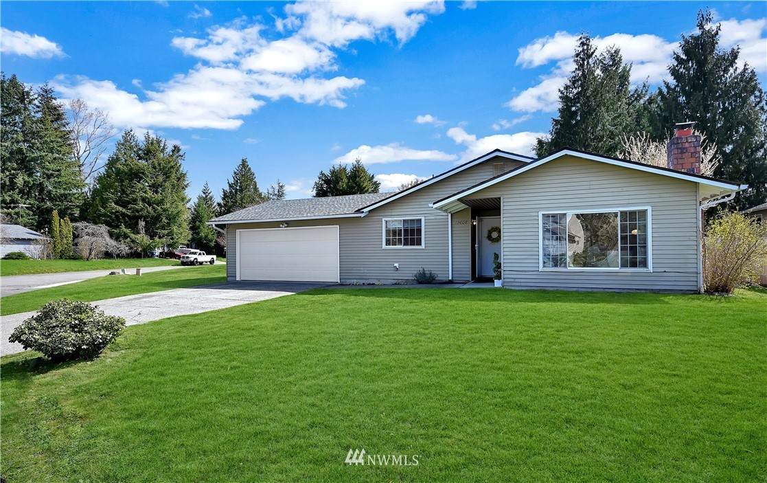19608 145th Avenue - Photo 1