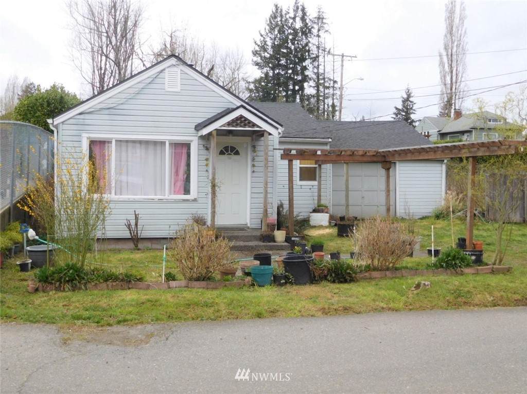 1406 West Avenue - Photo 1