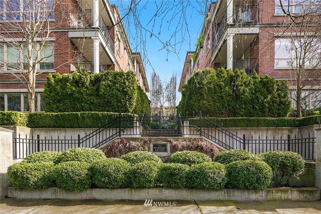 726 Boylston Avenue - Photo 1
