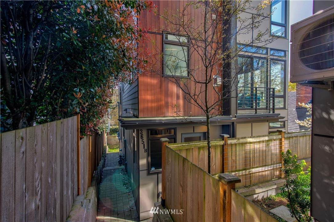 3651 Albion Place - Photo 1